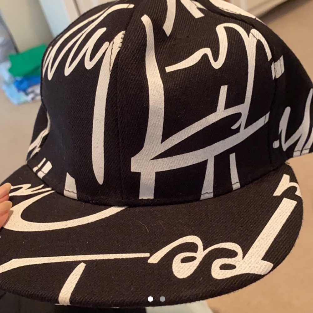 Black Streetwear Snapback